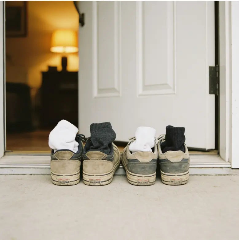 Best Socks for Sweaty Feet: What Causes Foot Odor, What Actually Works, and the Sock Layer That Changes Everything