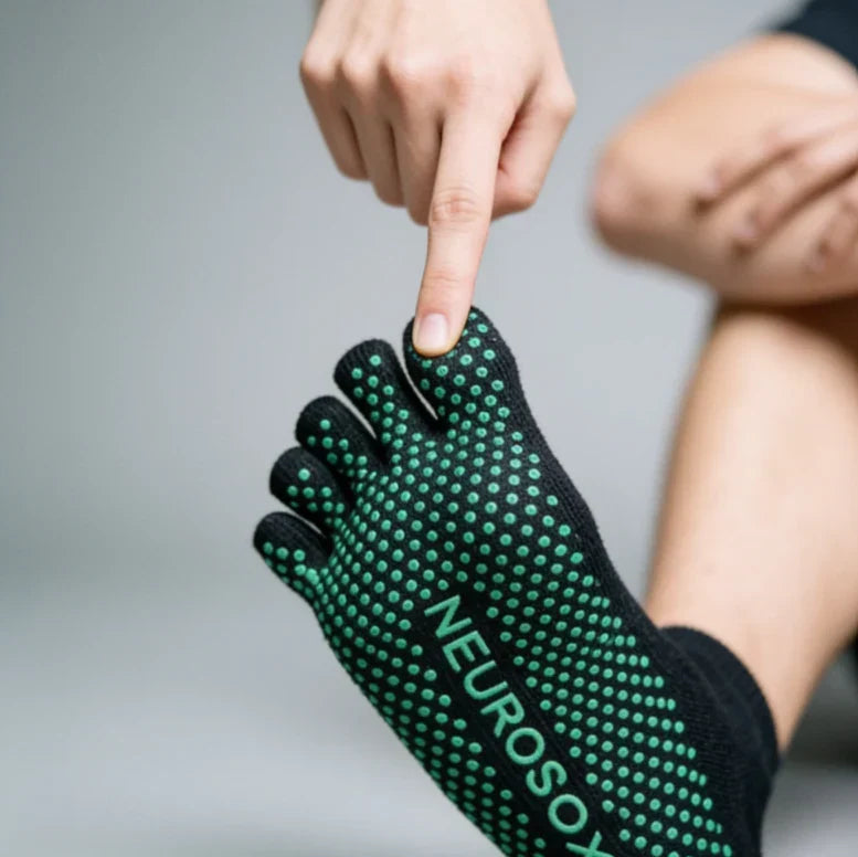 Bunion Pain Relief: How NeuroSox Five-Toe Socks Reduce Pressure and Realign Toes