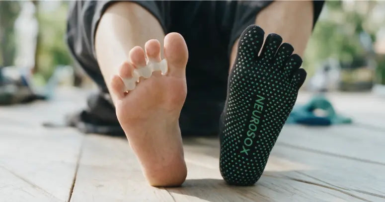 Toe Straightening at Home: Can NeuroSox Five-Toe Socks Help Realign Your Toes? NeuroSox Toe Socks
