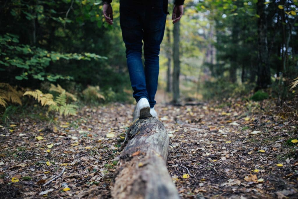 Benefits of Wearing Barefoot Shoes with Neurosox Five Toe Socks